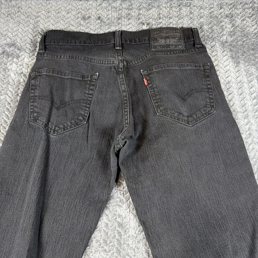 Levi's 511 Jeans Men 32x30‎ Straight Leg Black Denim Levi's Black Jeans